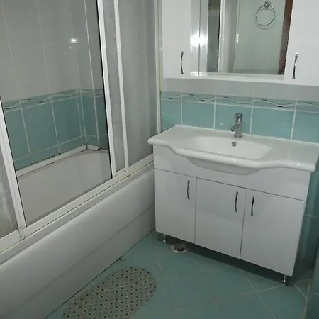 아파트 3+1 Merkez Denize 50 Mt.daire 알란야