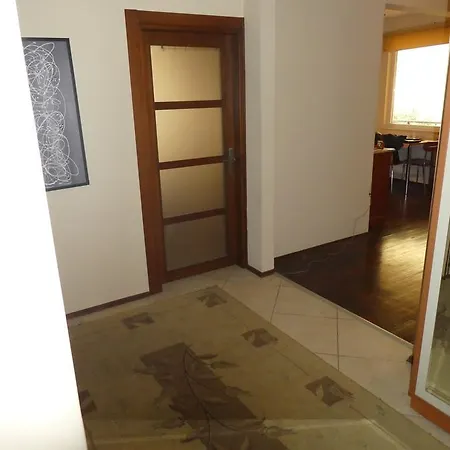 Apartamento 3+1 Merkez Denize 50 Mt.daire *